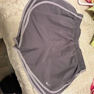 Nike Gray Athletic Shorts for Versatile Comfort